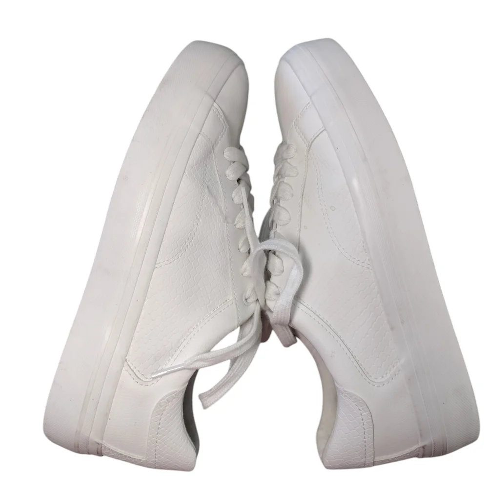 Zara White Everyday Sneakers  Leather Low Top Size 10 Minimalist Chic